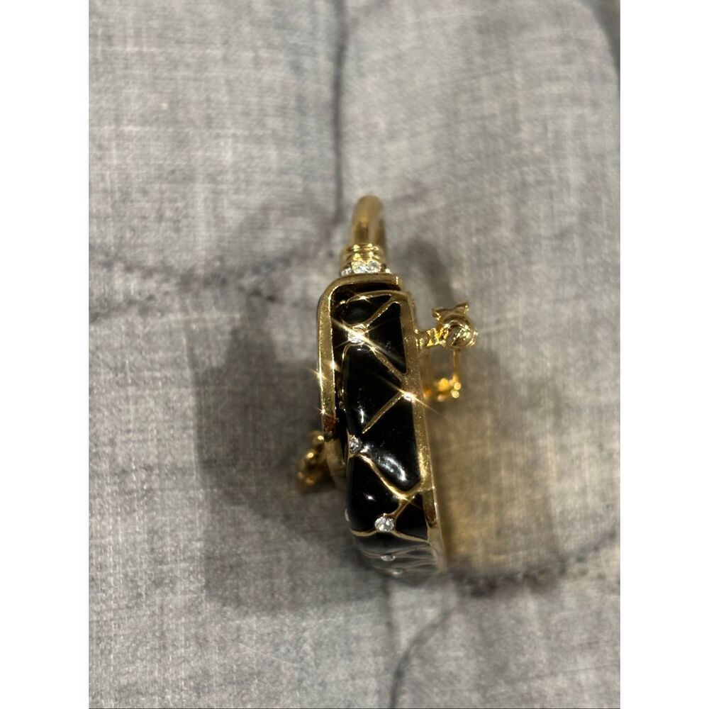 Vintage St John Knits gold tone crystals quilted handbag brooch pin.  SJ logo - Picture 4 of 8